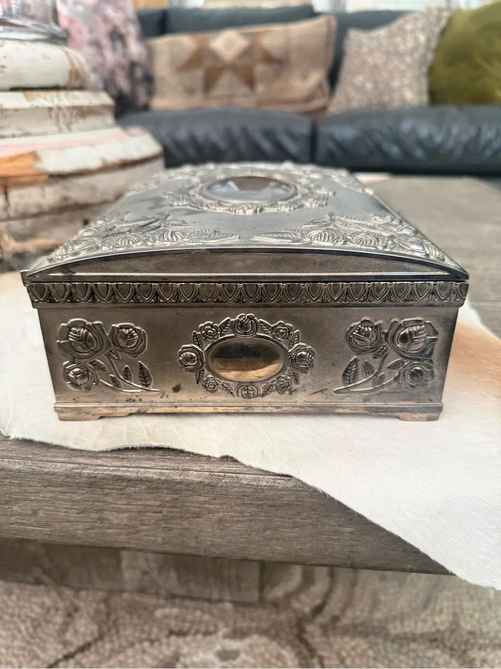 Vintage Godinger Silver Plated Floral Embossed Jewelry Box/Chest